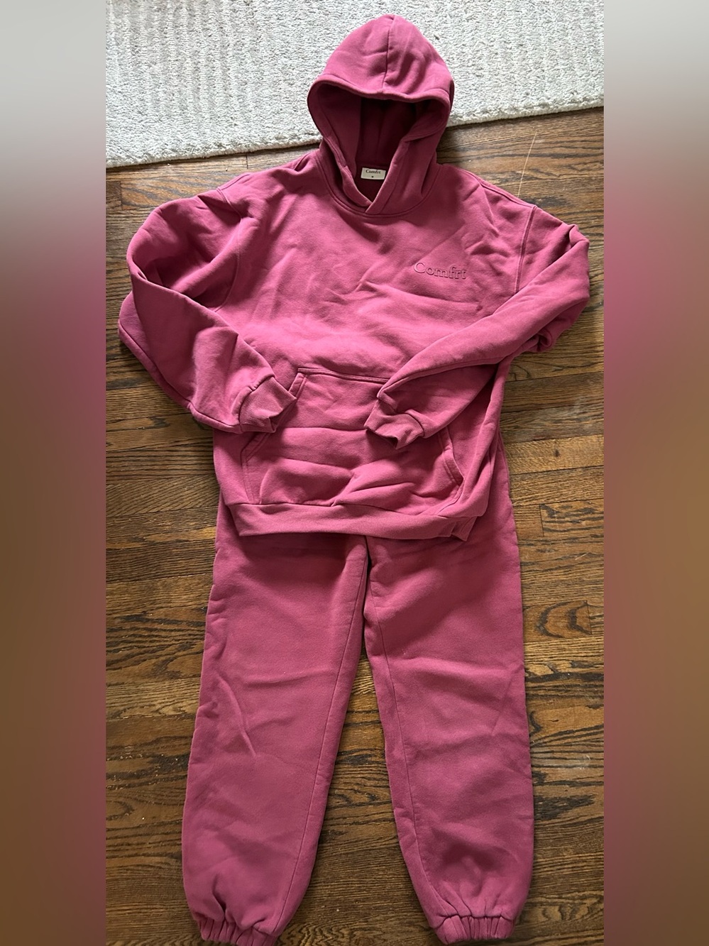 Comfrt Unisex Berry Hoodie & Joggers Set great condition